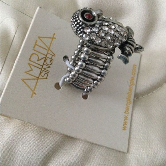 NWT Silver Plated owl ring Austrian Crystals - Picture 8 of 9